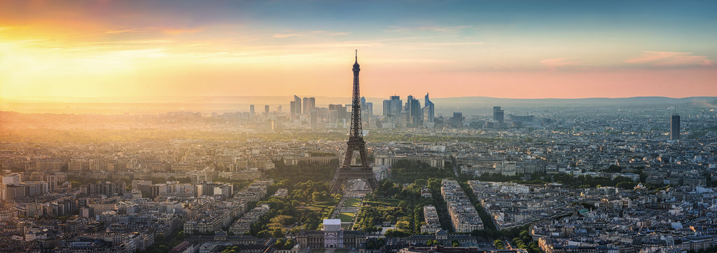 Die Führungsriege der internationalen Lackindustrie kam in Paris zum Coatings Summit zusammen. Bildquelle: eyetronic - Stock.Adobe