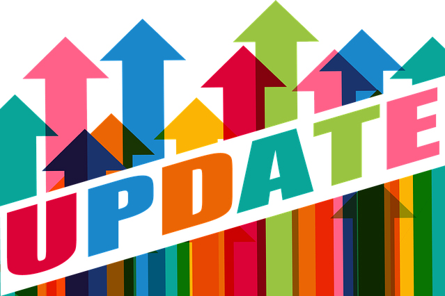 Eine Grafik symbolidiert mit Pfeilen und dem Wort "Update" eine neue Entwicklung.