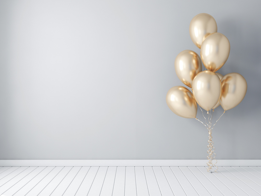 Luftballons in einer geschäftlichen Umgebung als Symbol.