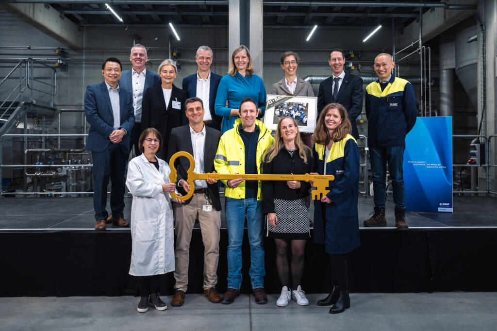 Die neue Produktionsanlage in Münster optimiert Energieverbrauch und Prozessstabilität – ein weiterer Schritt in Richtung Nachhaltigkeit bei BASF Coatings.