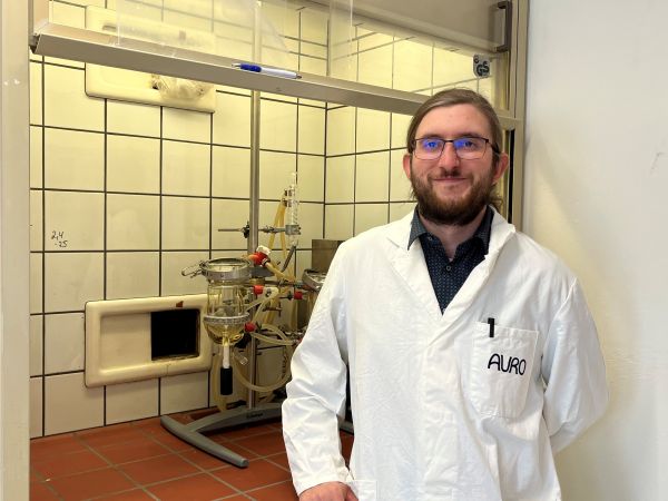 Im Porträt: Dr. Christopher Hirth, Entwicklungschemiker bei Auro
